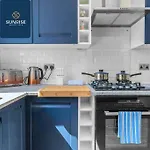Springhill Townhouse, 3 Bedrooms, 2 Kings, 1 Single, Great Views, Newly Refurbished, Free Parking, Free Wifi, River View, Dock, Eden Views, Price Match Gaurantee By Sunrise Short Lets Dundee