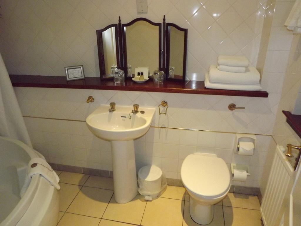 The Broughty Ferry 4*