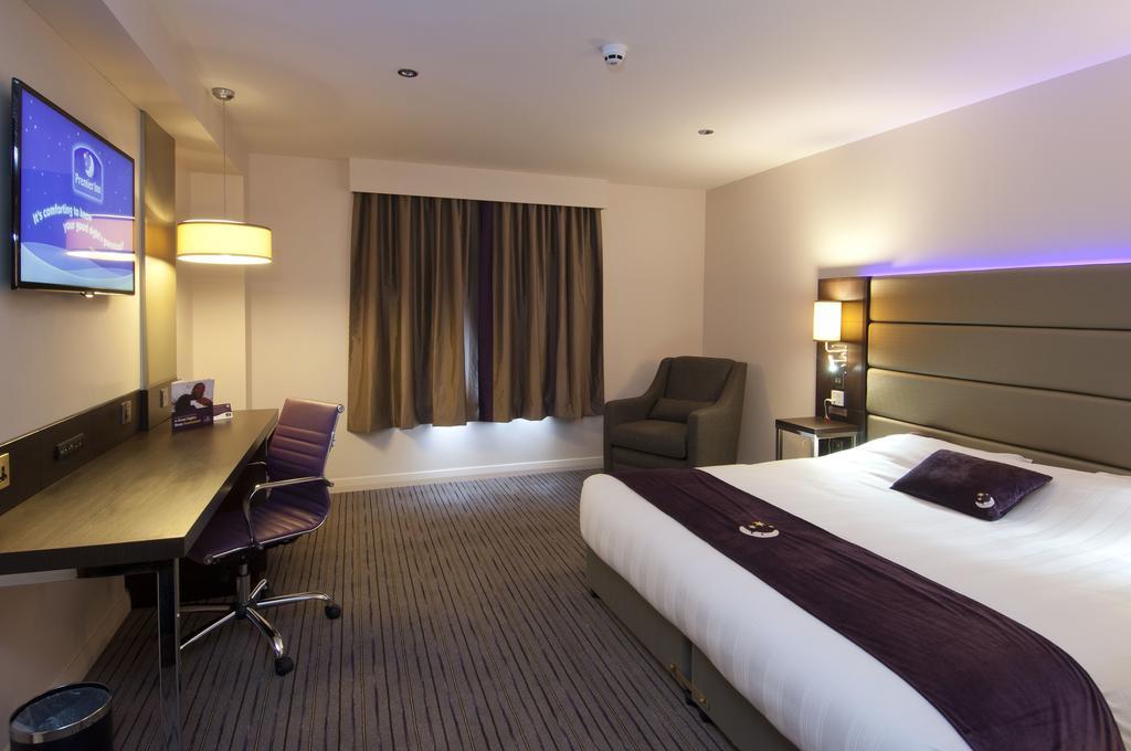 Premier North Hotel