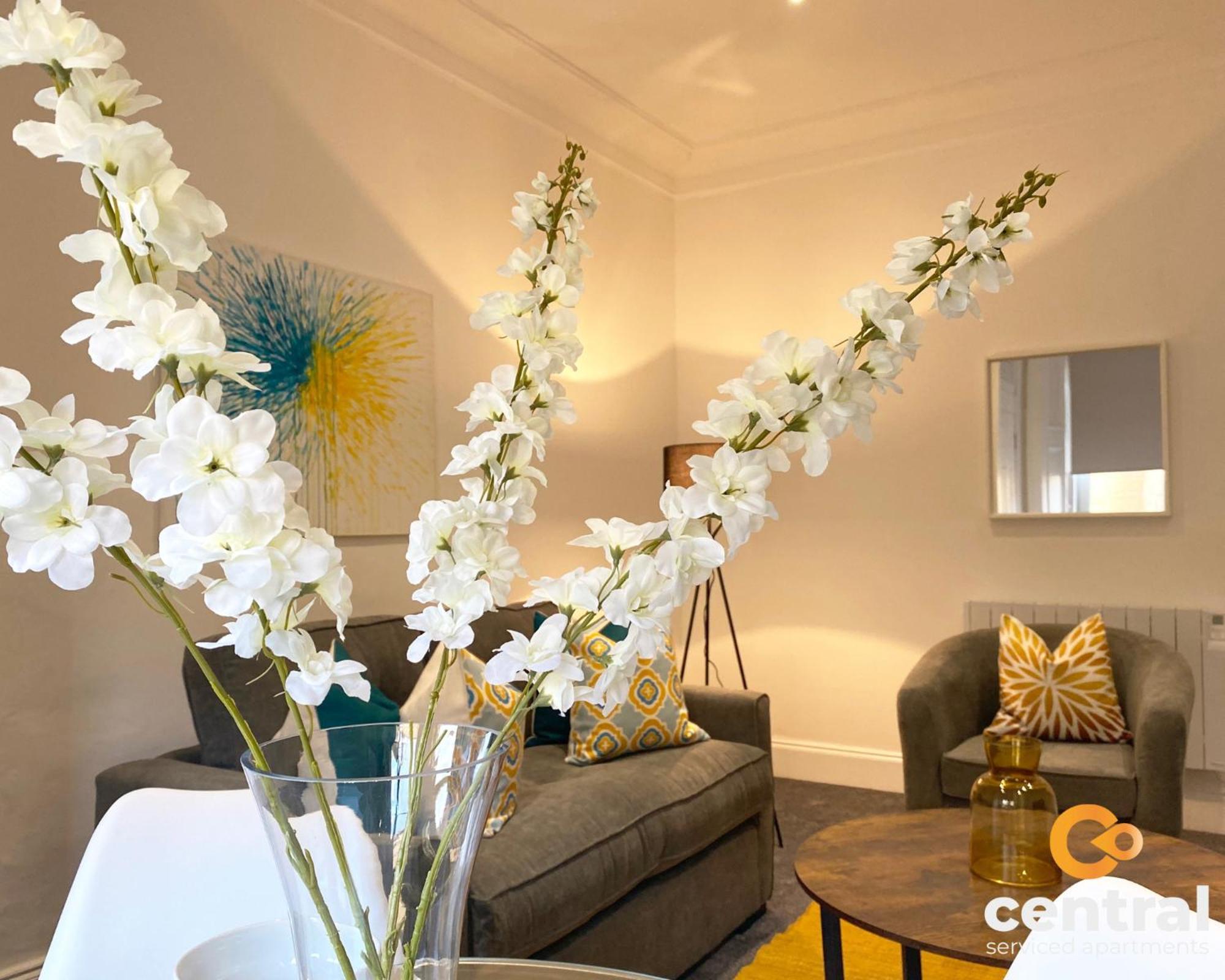 Serviced Apartments: Modern, Quiet With Wi-fi & Extended Options Apartment Dundee