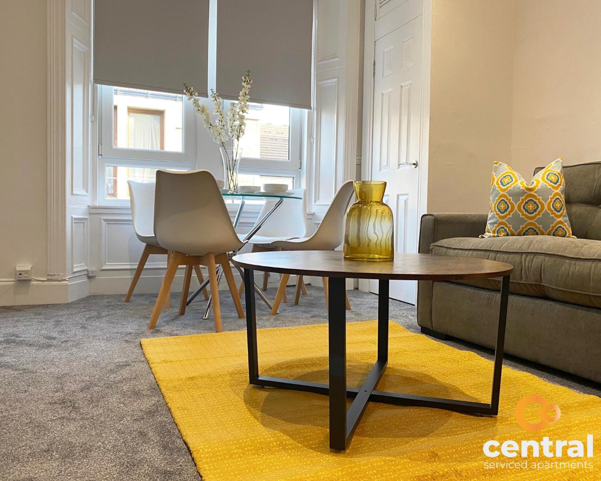 Apartment Serviced Apartments: Modern, Quiet With Wi-fi & Extended Options Dundee