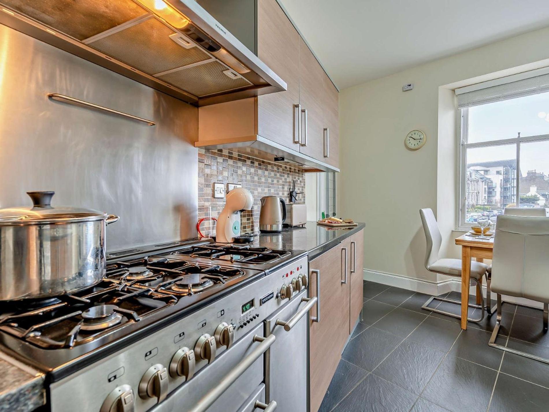Holiday home 2 Bed In Broughty Ferry 94108