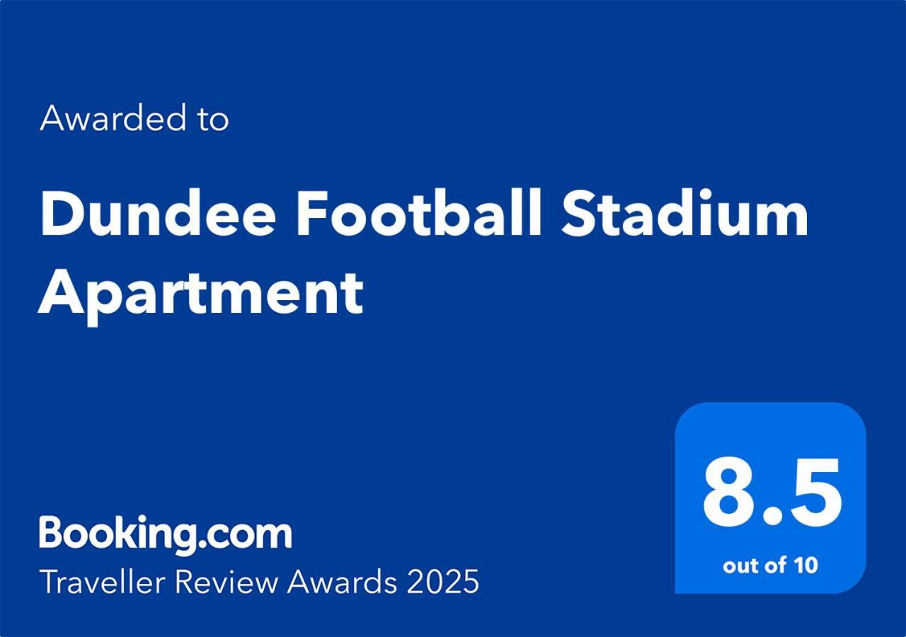 Football Stadium - 2 Bedrooms - Large Tv's In - Smart Light - Wifi - Street Parking -
