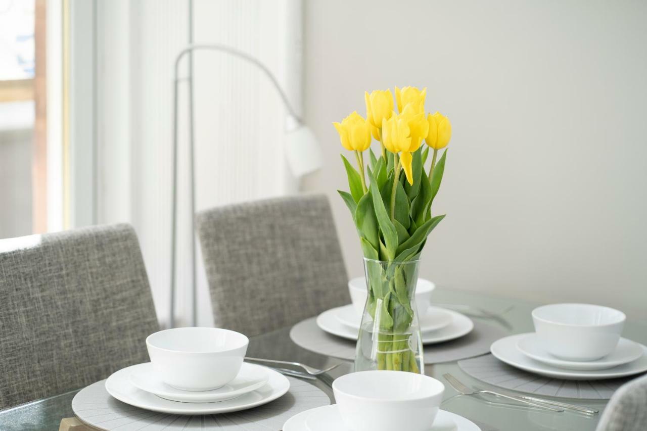 Greenstar Apartments: Centre Extended