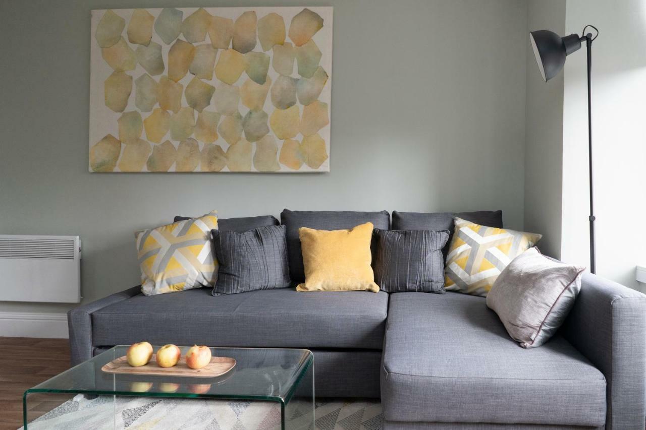Greenstar Apartments: Centre Extended *