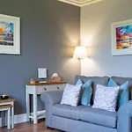 Cleppie Apartment