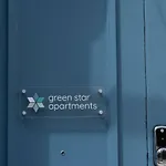 Greenstar Apartments - 2 Minute Walk Away Into City Centre - 6 Individual Flats - Next To Abertay University - 1 Bed 2 Bed & 3 Bedroom Flats - Fully Equipped - Short - Mid - Long Stays Welcome