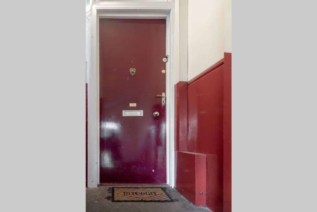 ☆spacious Flat Close To And Centre