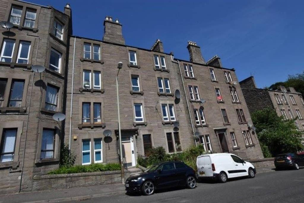 Apartment ☆spacious Flat Close To And Centre *