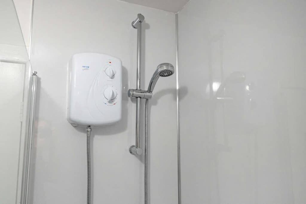 ☆bright Apartment, Near + Centre☆ * Dundee