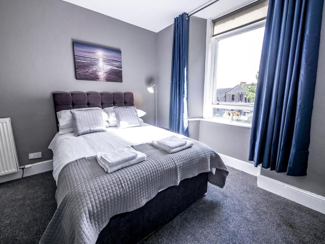 Apartamento New Superhost Listing: Bright Flat Nr. Dundee