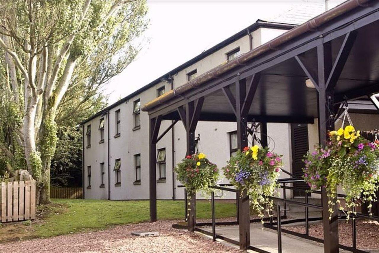Premier West 3*