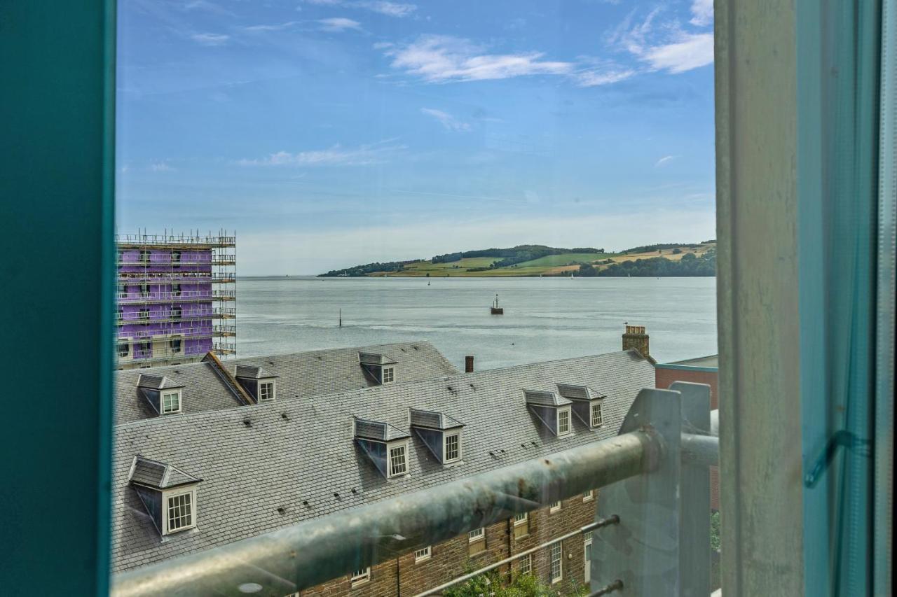 The Penthouse: Riverside Luxury With Views