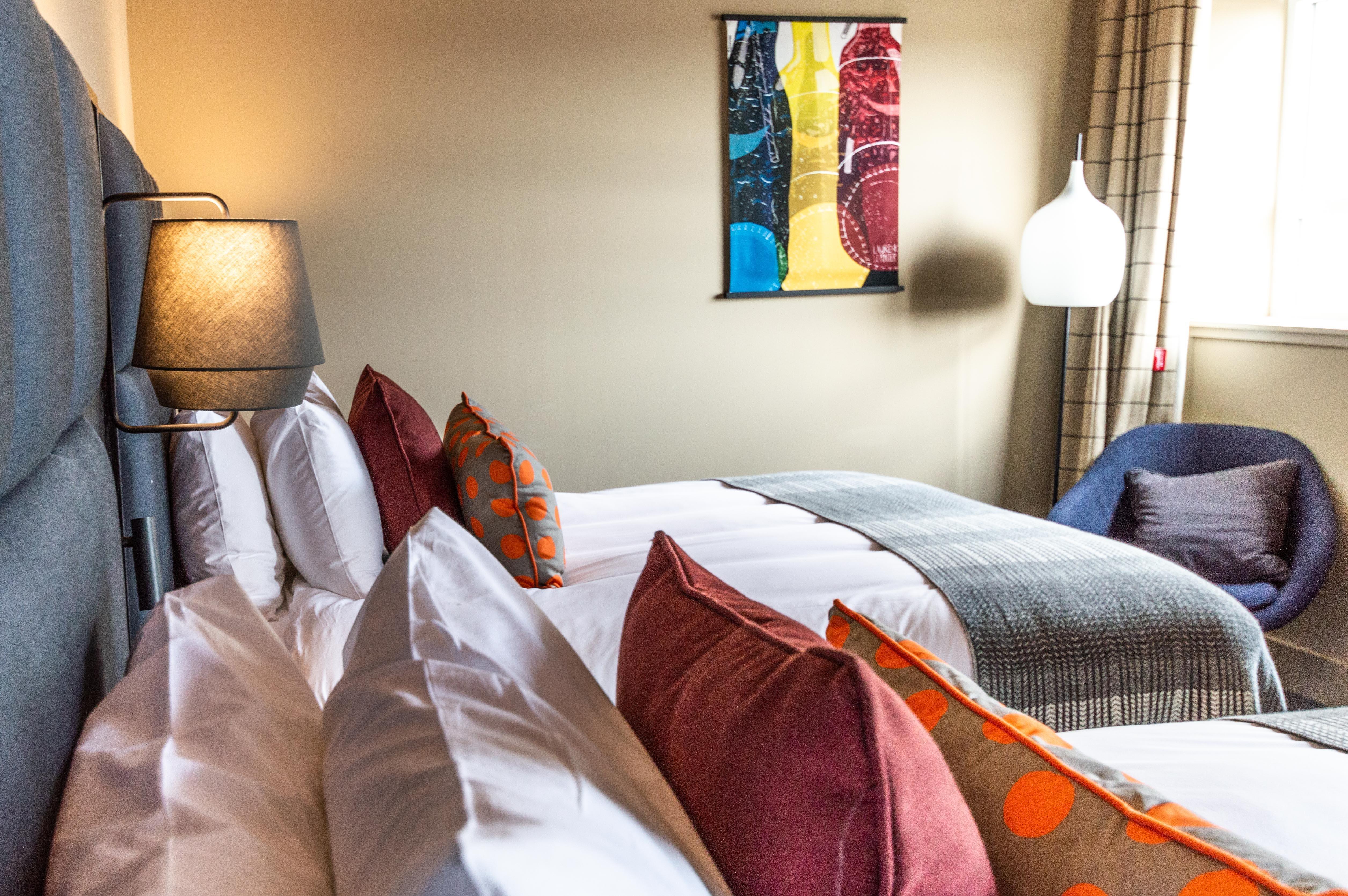 Indigo - By Ihg Dundee
