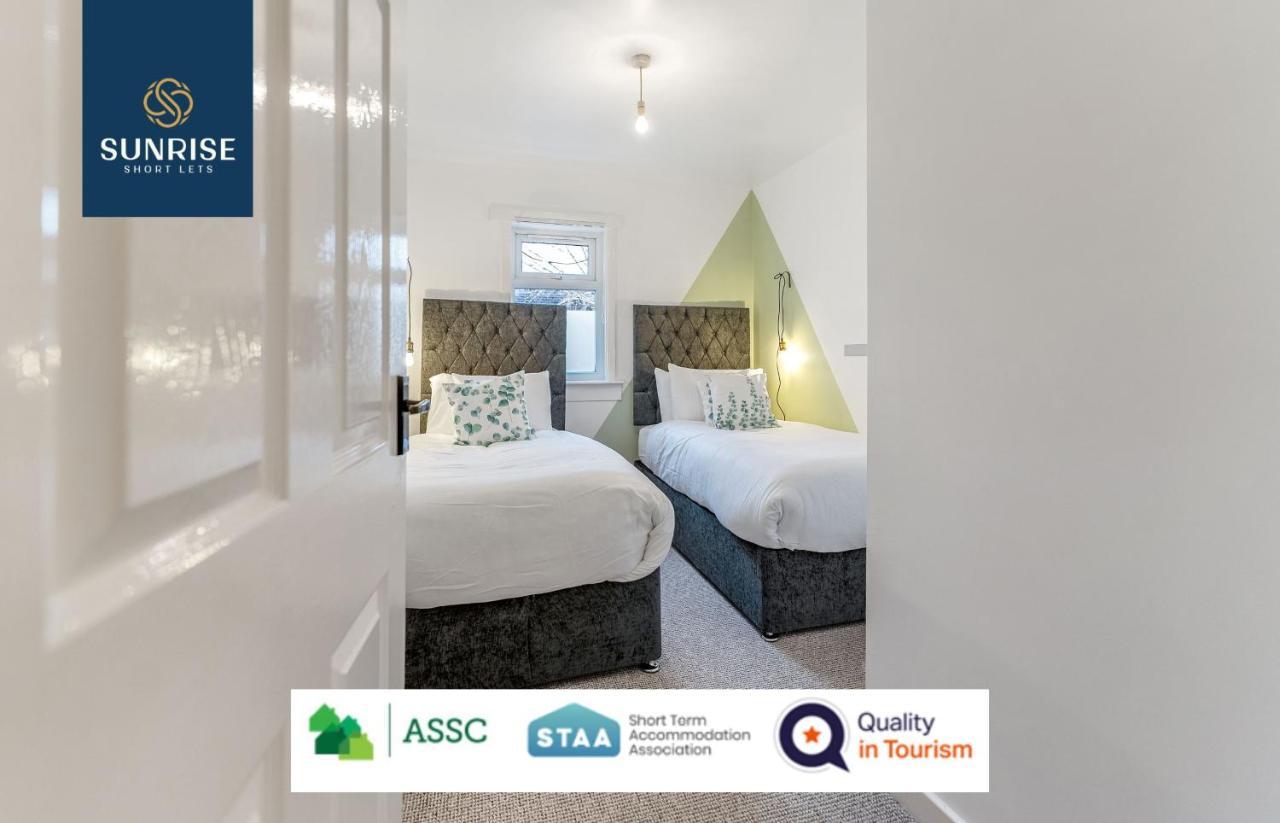 Sunrise Short Lets: Versatile 3-bed For Travelers Apartamento Dundee