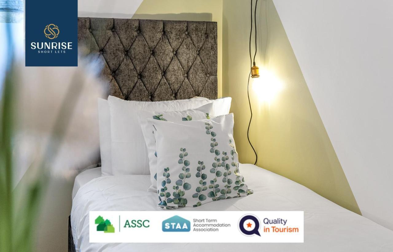Sunrise Short Lets: Versatile 3-bed For Travelers Apartamento Dundee