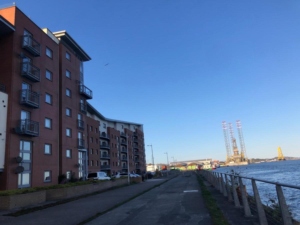 Waterfront Apartment: Location With Parking