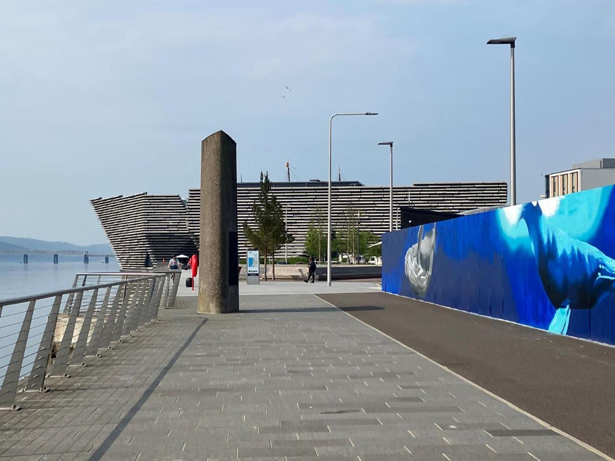 Apartamento Waterfront Apartment: Location With Parking Dundee