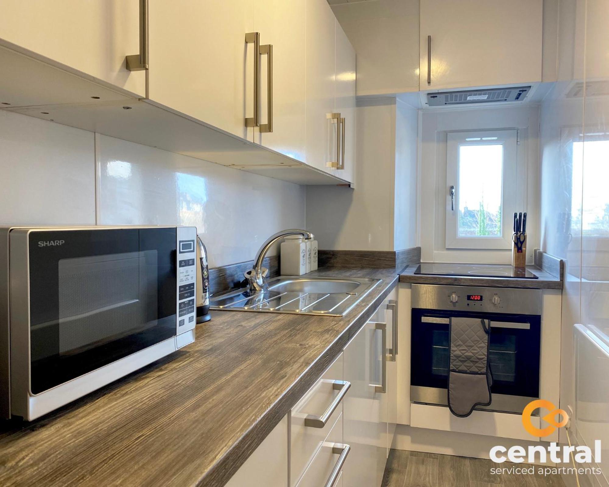 Apartment Serviced Apartments: Modern, Quiet With Wi-fi & Extended Options Dundee