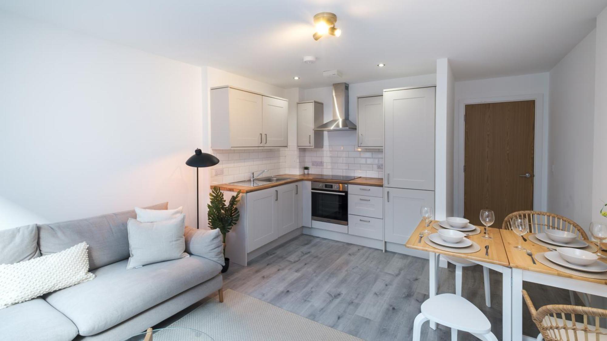 Stylish 2 Bed City Centre Flat Apartment Dundee