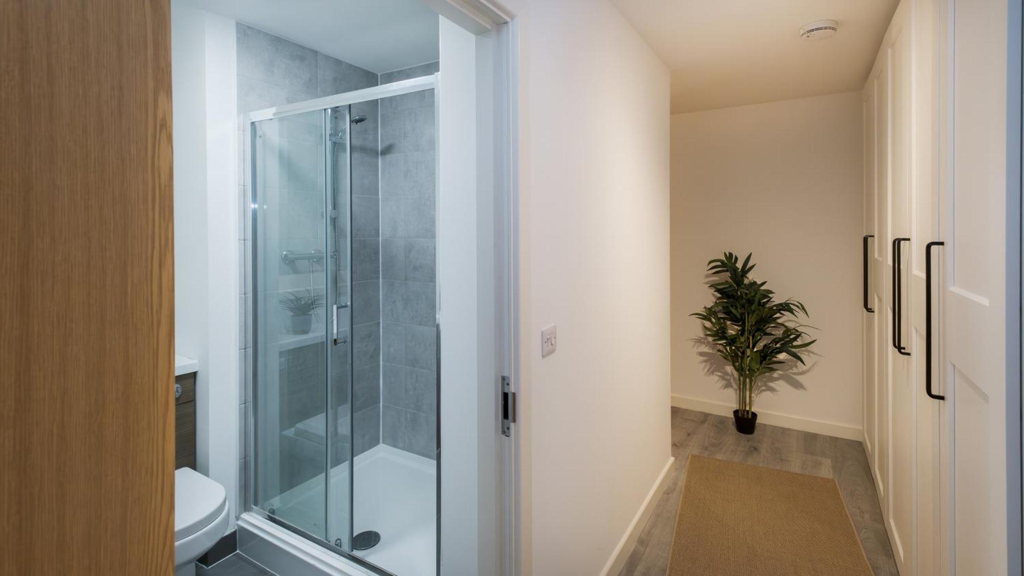 Stylish 2 Bed City Centre Flat Apartment