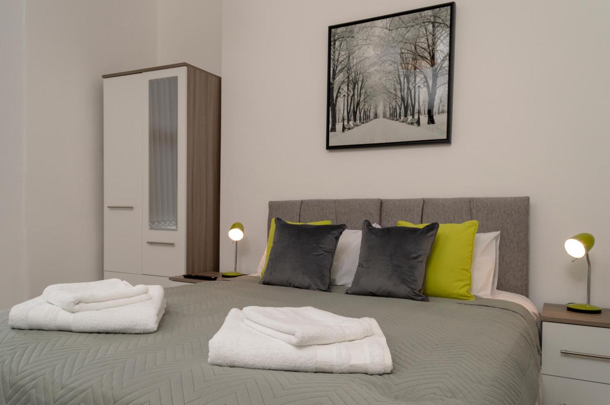 Apartamento 3-bedroom By Eden Project - Free Parking *