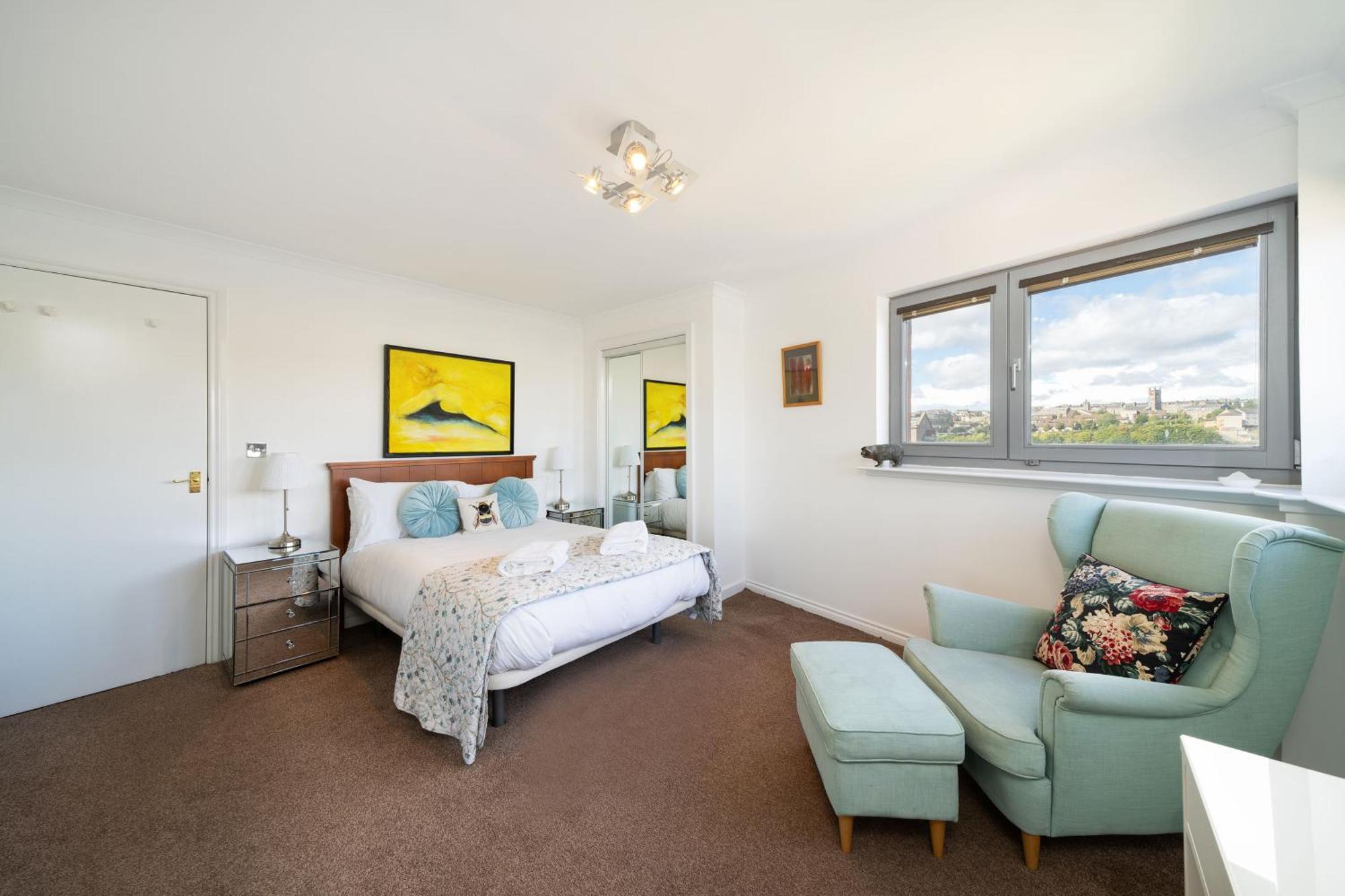 Twin Bridges Apartment Dundee