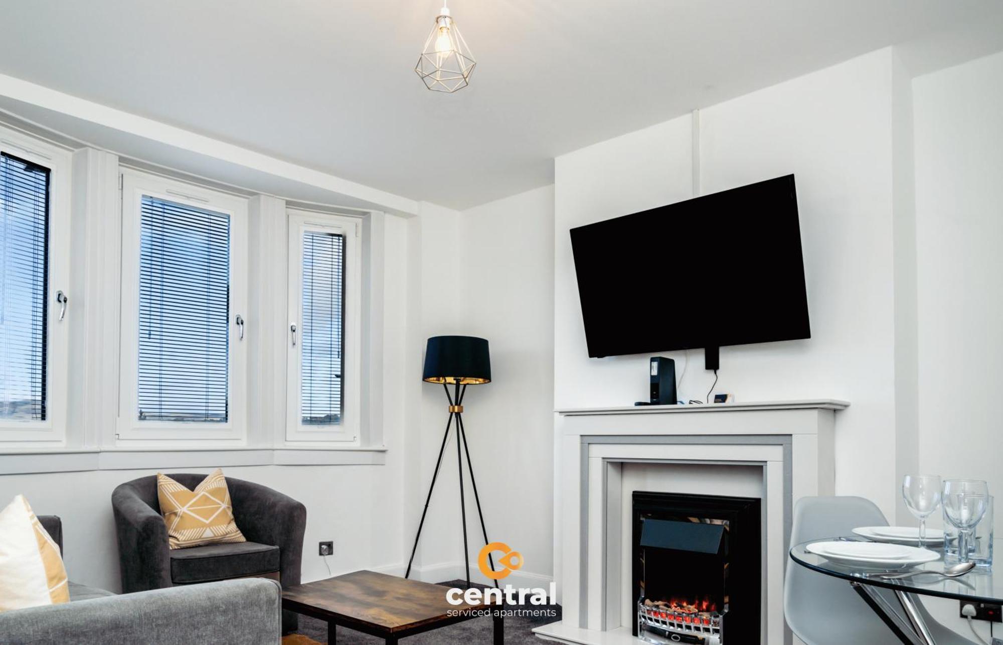 Apartment Serviced Apartments: Modern 2-bedroom Family Dundee