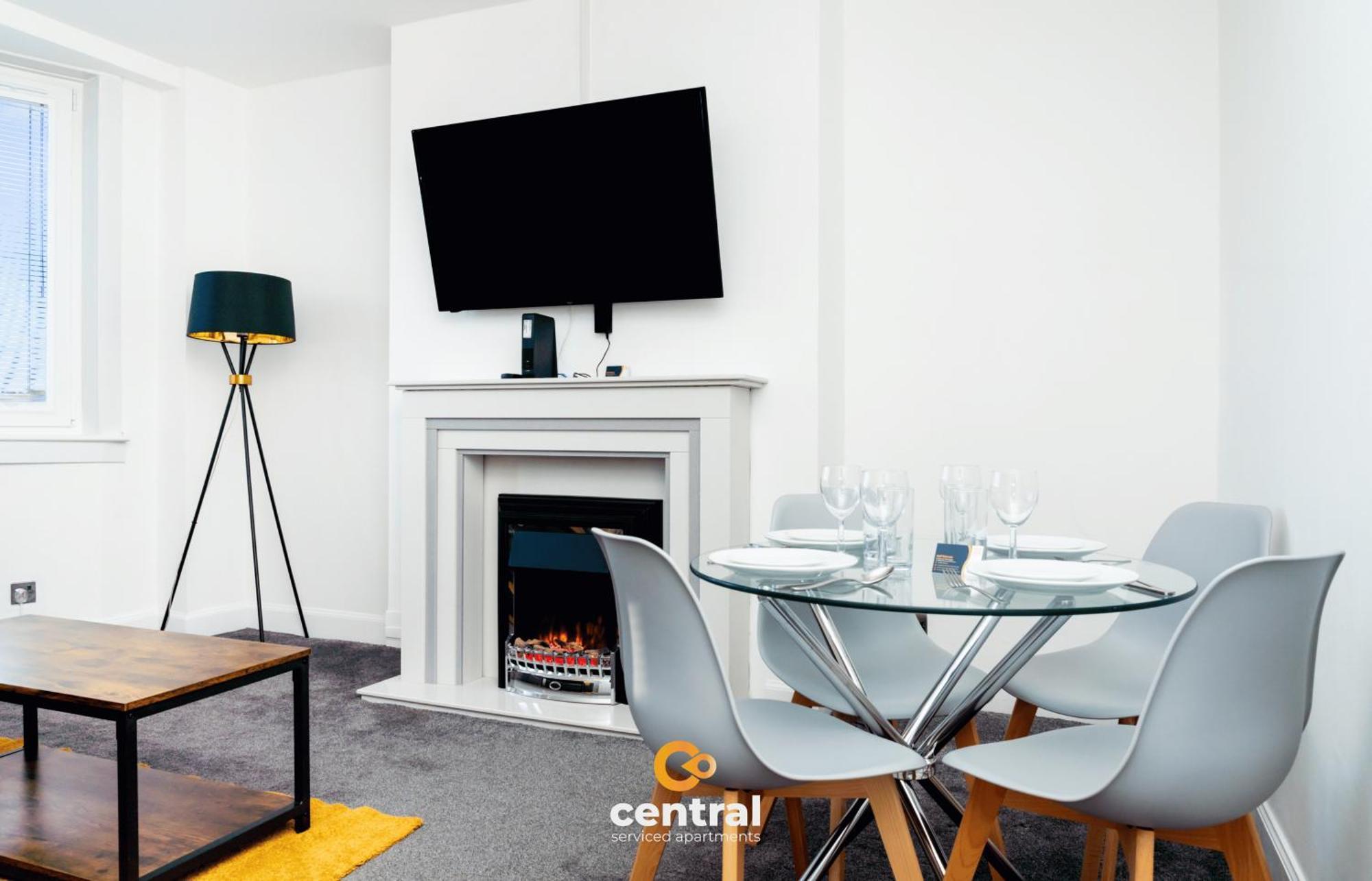 Serviced Apartments: Modern 2-bedroom Family * Dundee