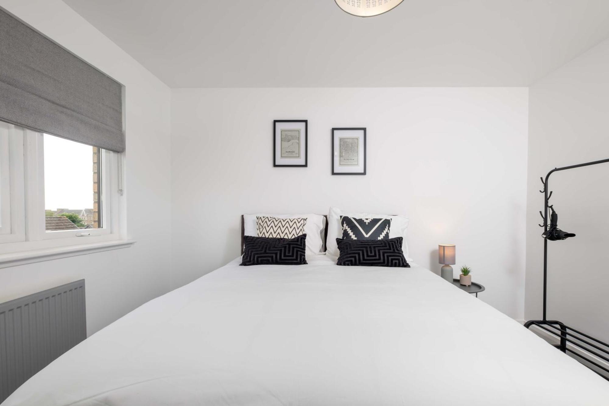 Langley House, 5 Bed, Doubles With Smart Tv, 3 Bath, 2 Lounges, Fully Equipped Kitchen, Free Parking, Perfect For Business, Trades, Golf And Relocation 5 Min To Eden And Port Projects Wifi, Smart Tv, Garden, Dishwasher Apartamento Dundee