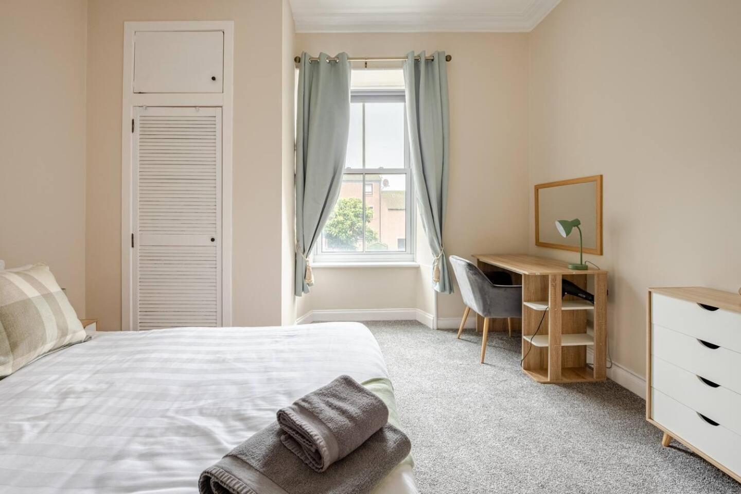 Apartamento Modern And Stylish 1-bed In Centre - Perfect For Short Or Long & Contractors Dundee