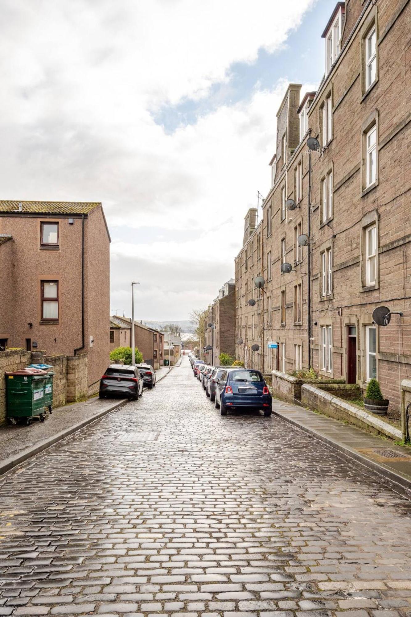 Modern And Stylish 1-bed In Centre - Perfect For Short Or Long & Contractors Apartamento *