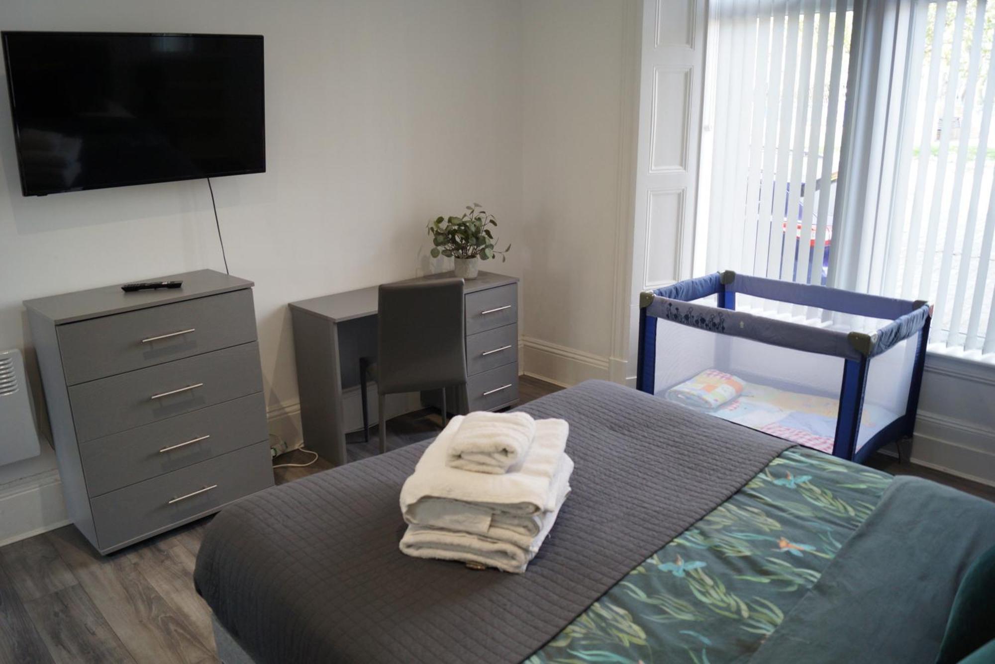 Apartamento - Sleeps 4 - Pet Friendly *