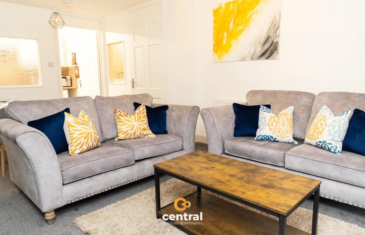 Smart Tvs In - Wifi - Free Parking - 2 Double Beds - Smart Tvs In - Spacious And Modern - Ideal Relocation Or Contractor Apartamento Dundee