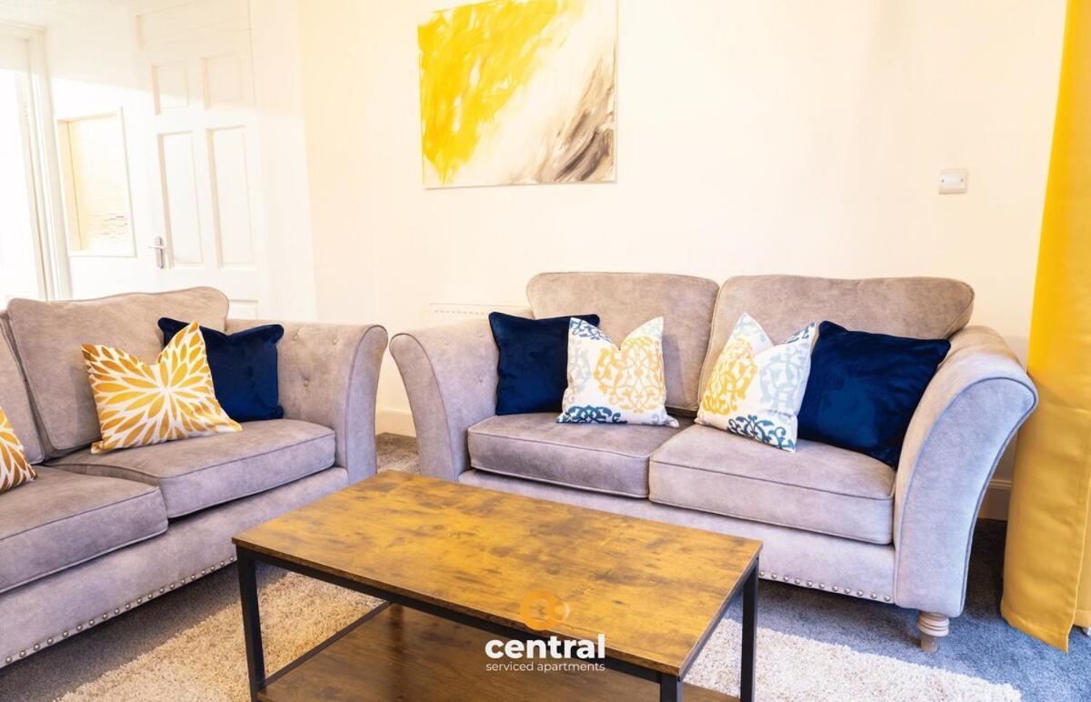 Apartamento Smart Tvs In - Wifi - Free Parking - 2 Double Beds - Smart Tvs In - Spacious And Modern - Ideal Relocation Or Contractor Dundee