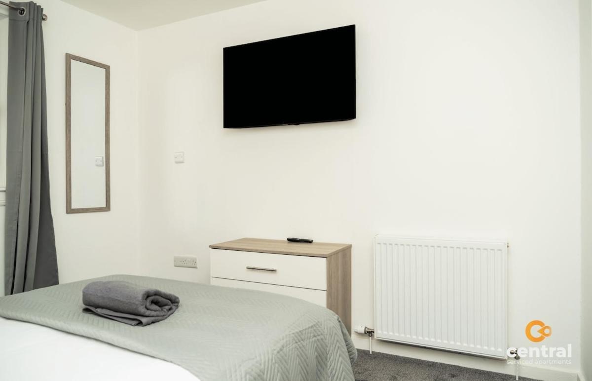 Smart Tvs In - Wifi - Free Parking - 2 Double Beds - Smart Tvs In - Spacious And Modern - Ideal Relocation Or Contractor Dundee