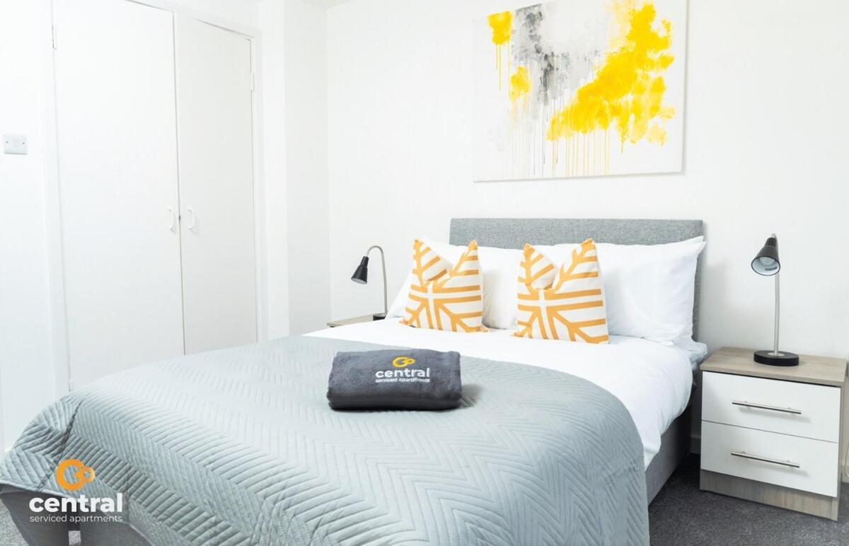 Smart Tvs In - Wifi - Free Parking - 2 Double Beds - Smart Tvs In - Spacious And Modern - Ideal Relocation Or Contractor Apartamento