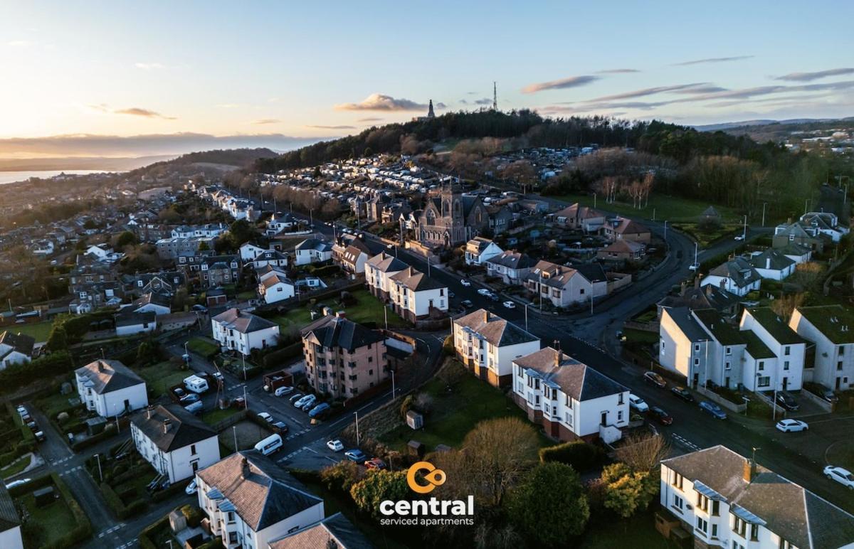 Smart Tvs In - Wifi - Free Parking - 2 Double Beds - Smart Tvs In - Spacious And Modern - Ideal Relocation Or Contractor Dundee