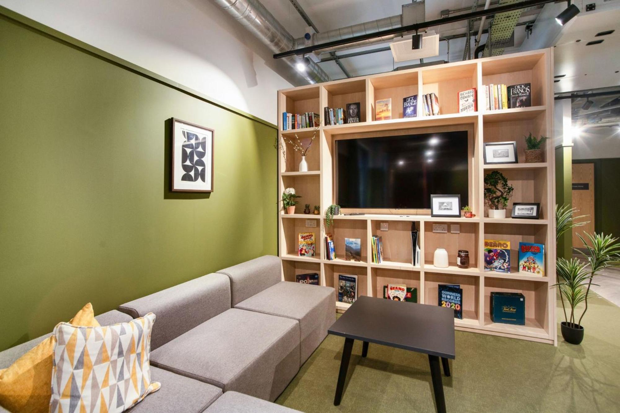 Student Only - Stanley Dundee City Centre * Dundee
