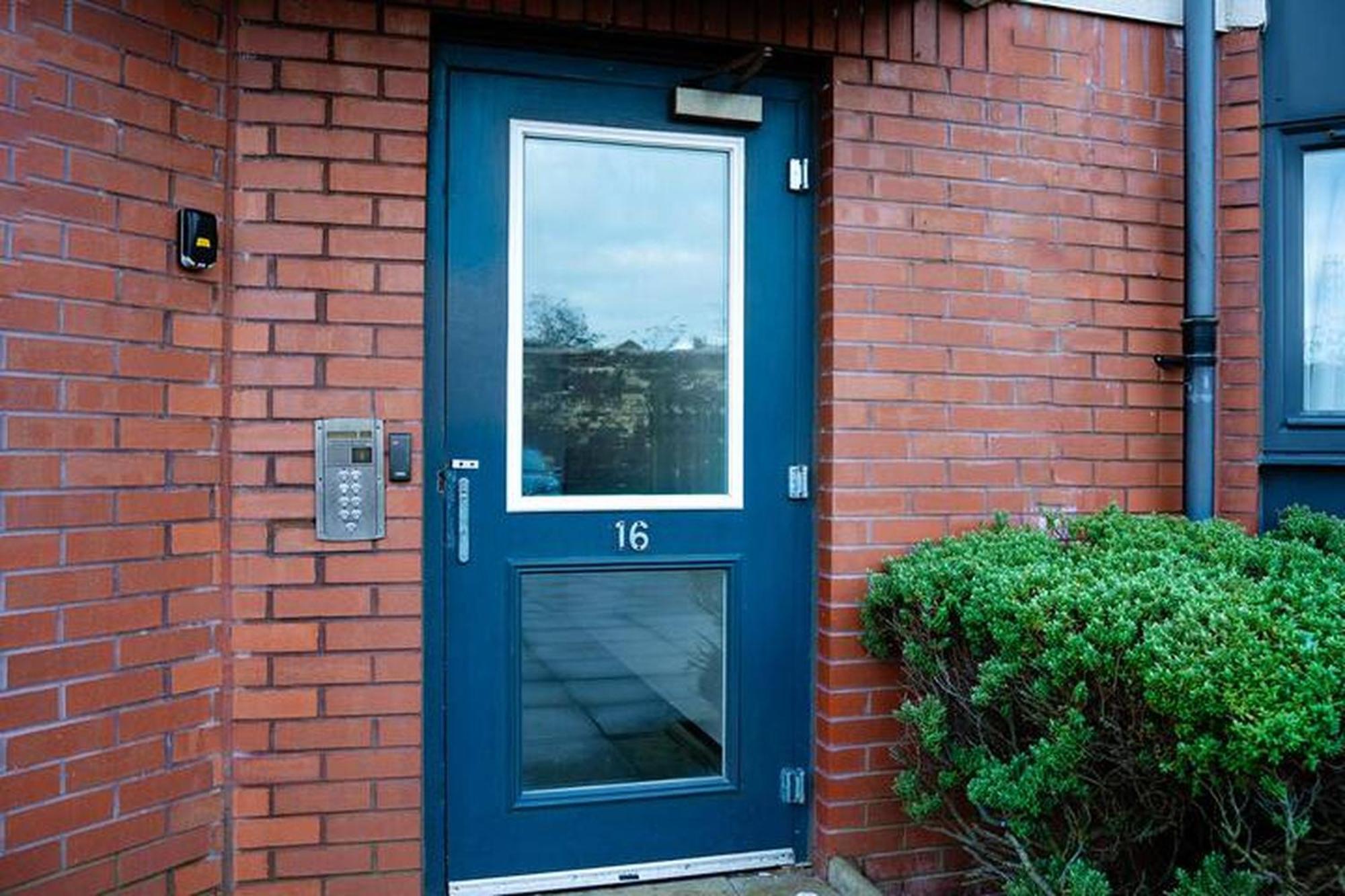 Dundee City Centre Apartment - 3 Bedrooms Sleeps 6 Apartment *