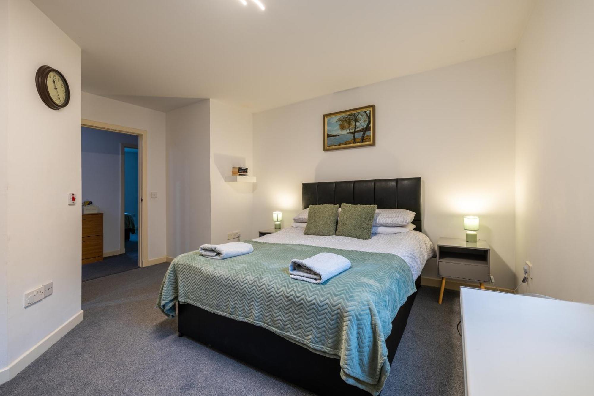 Apartment Dundee City Centre Apartment - 3 Bedrooms Sleeps 6 Dundee