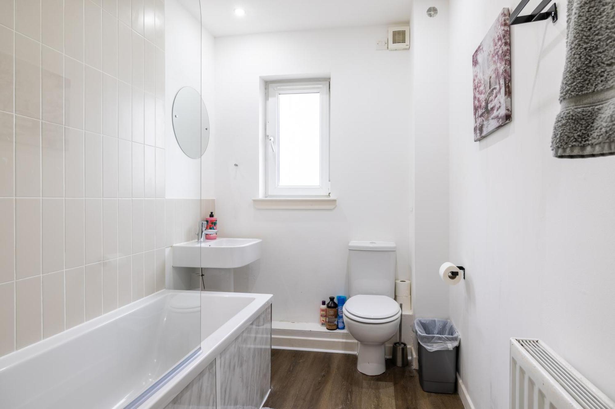Apartment Dundee City Centre Apartment - 3 Bedrooms Sleeps 6
