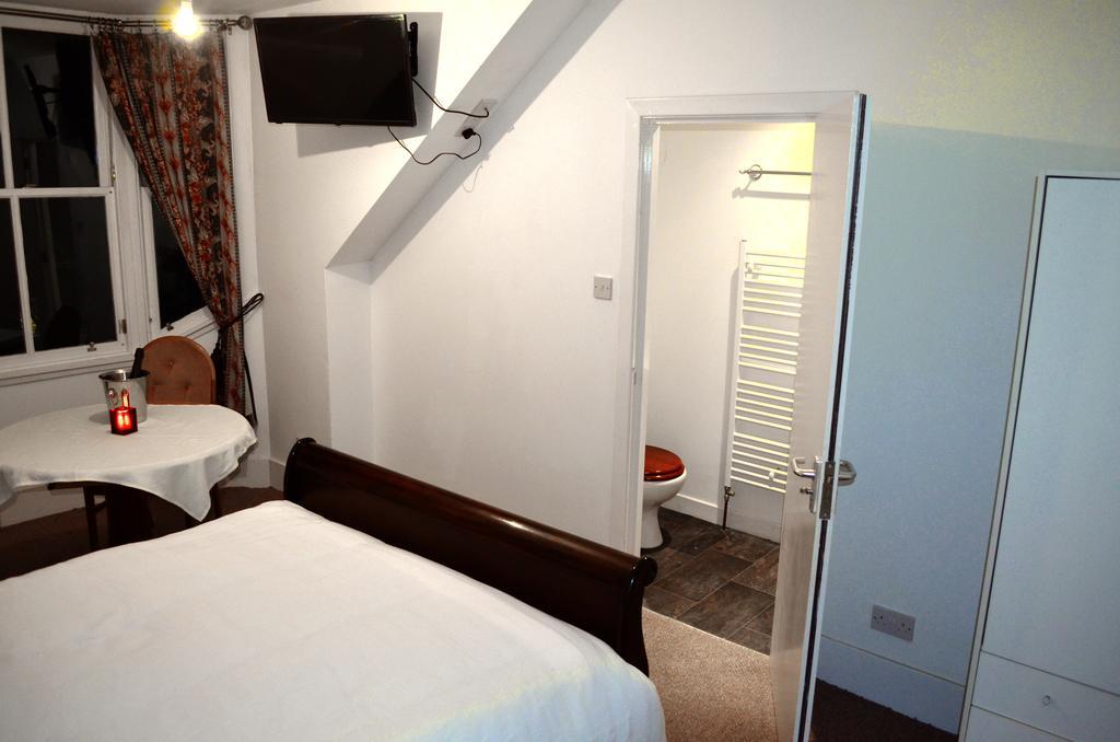 Hotel Tayview