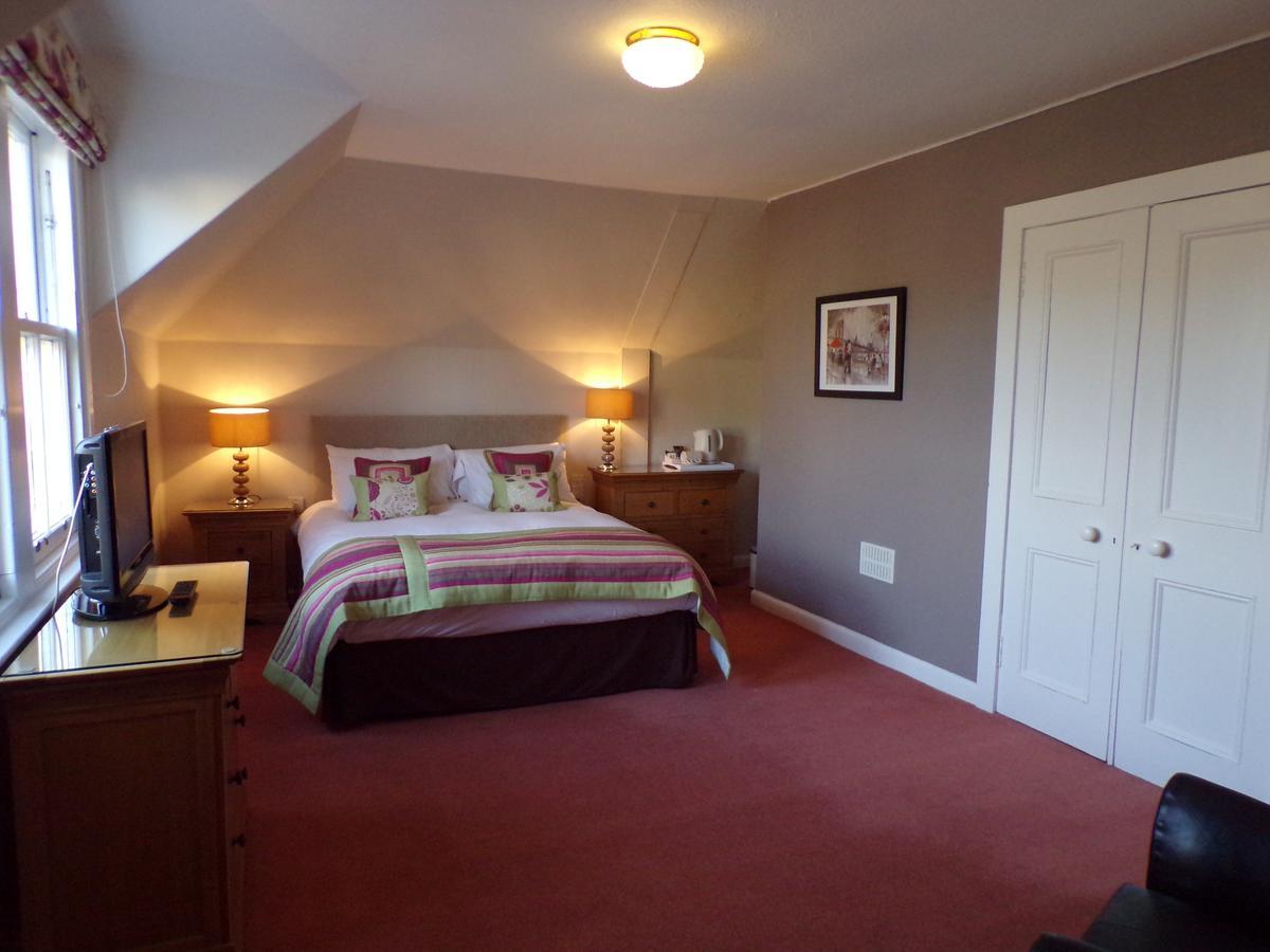 Shaftesbury (adults Only)