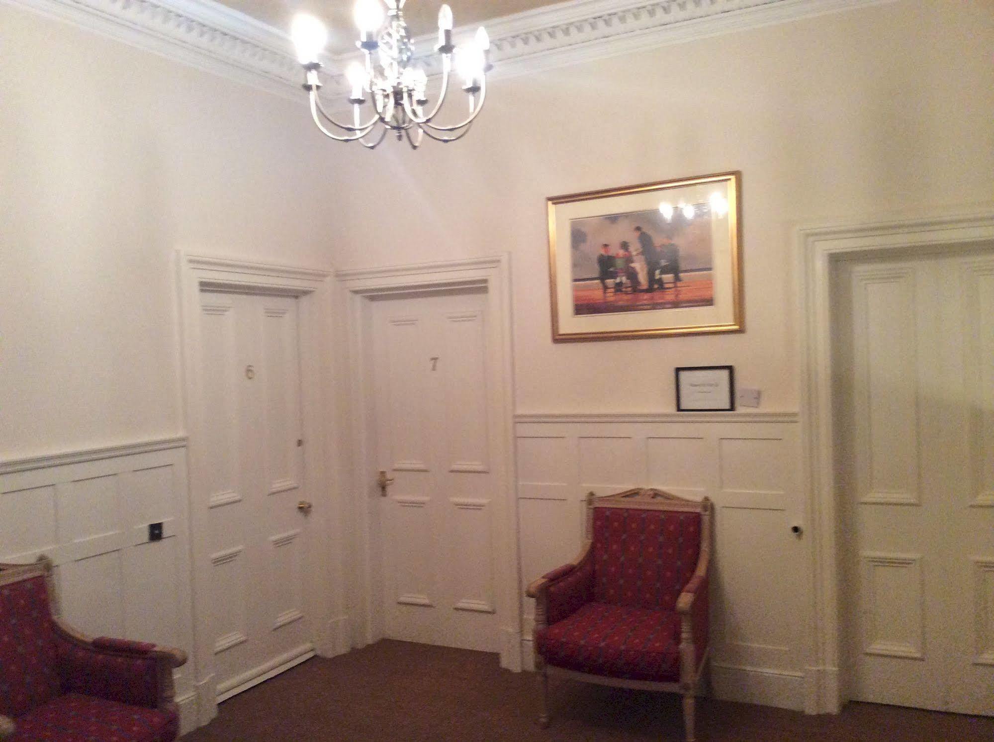 Taychreggan Hotel
