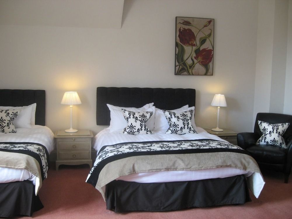 Shaftesbury (adults Only)