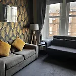 Stunning Apartment On Perth Rd-Mins From City Centre Dundee