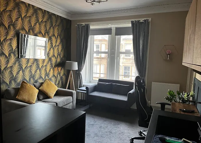 Stunning Apartment On Perth Rd-Mins From City Centre Dundee