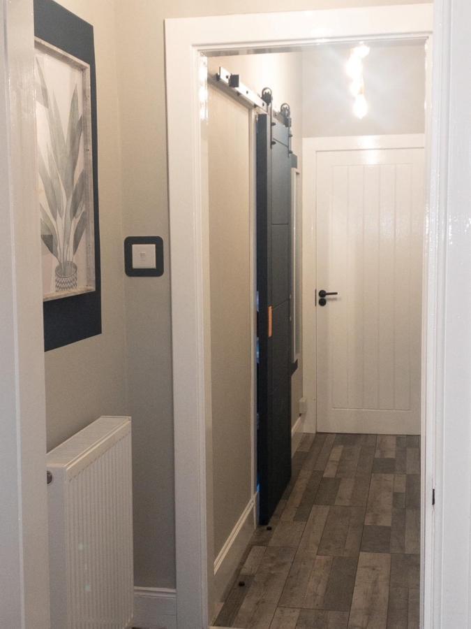 Stunning On Perth Rd-mins From Centre Apartamento