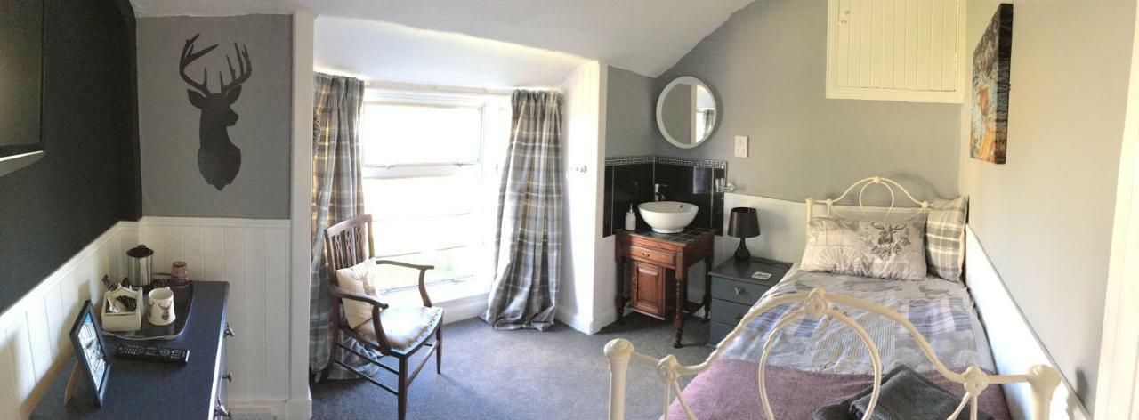 Alberta Bed & Breakfast Dundee